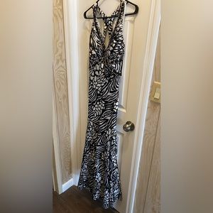 Ignite Evening Carol Lin beaded keyhole front x-strap maxi dress, size 8